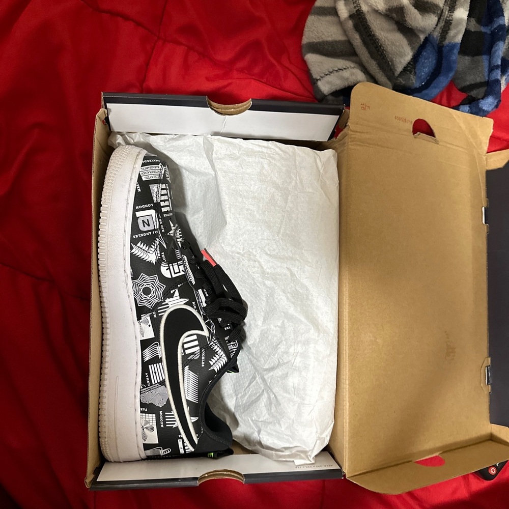 Nike Air Force 1 '07 LX Worldwide Pack Shoes Black White CZ5927-001 Mens Sz 11.5 - Picture 5 of 16